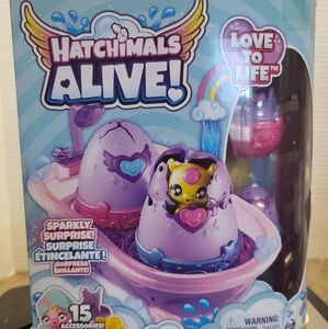 Hatchimals Alive! Surprise Playset - Purple and Pink